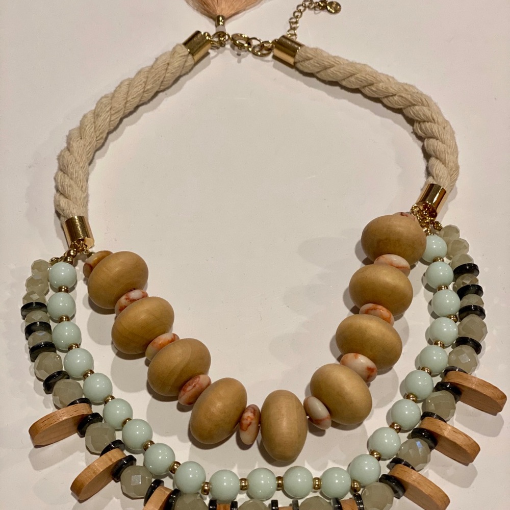 LOFT necklace